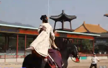 宫锁沉香演绎宫廷虐恋 <em>周冬雨处女</em>吊威亚(组图