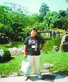 女生大学期间减肥100斤 逆袭成女神(组图)【