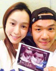 麻烦大家帮我的<em>双胞胎</em>侄女<em>取</em>个<em>名字</em>._起名_胖