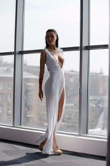 【饮食男女】高衩、镂空、美人,性感晚礼服的诱惑-新闻频道-手机搜狐