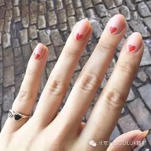 最适合白色婚纱的16款美甲造型【2】-新闻频道