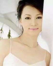 <em>白发</em>回春的经络<em>按摩</em>,让你的头发乌黑亮丽【2】