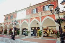 佛罗伦萨小镇-广佛名品奥特莱斯 开业了,剁手党