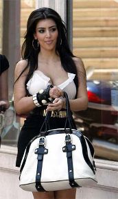 图文:NHL大牌艳星<em>波霸</em>女友 面庞秀美<em>身体</em>丰腴