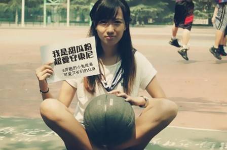 高级黑:伊布自称神遭C罗打嘴