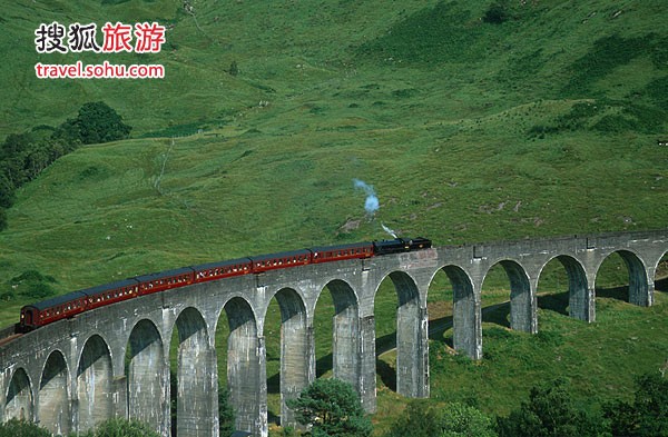 美国鬼片带旺鬼城 游客钟爱后世界末日