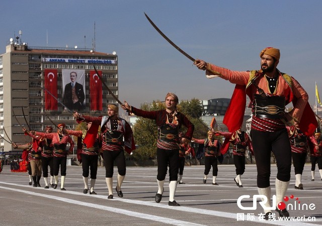 土耳其举行国庆90周年庆祝仪式(高清组图)