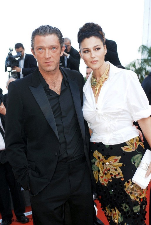 近日,据莫妮卡-贝鲁奇的官方发言人称,莫妮卡目前与vincent cassel已