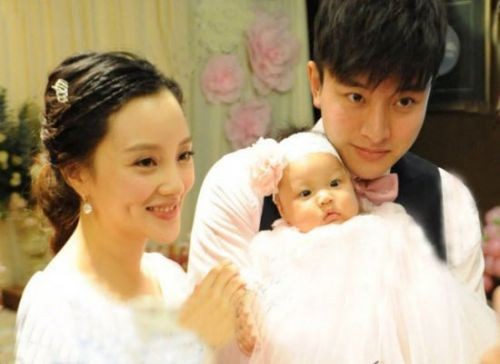 林志颖谢霆锋吴彦祖陆毅李小璐 奶爸萌妈亲子照搜罗(组图)
