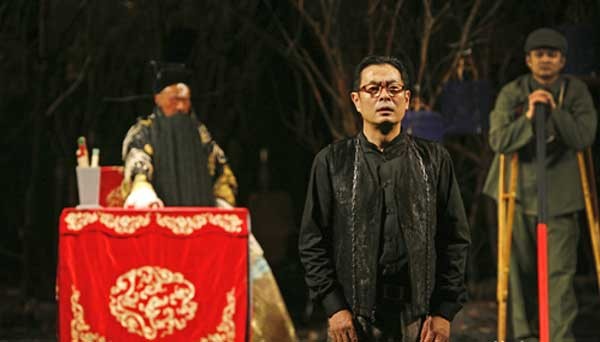 北京人艺开年新春的首部大戏,也是纪念建院60周年系列演出的重头戏