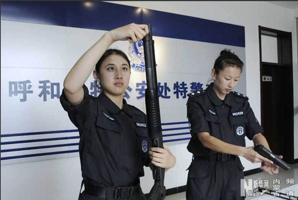 铁路女子特警队:我们的青春很精彩(组图)