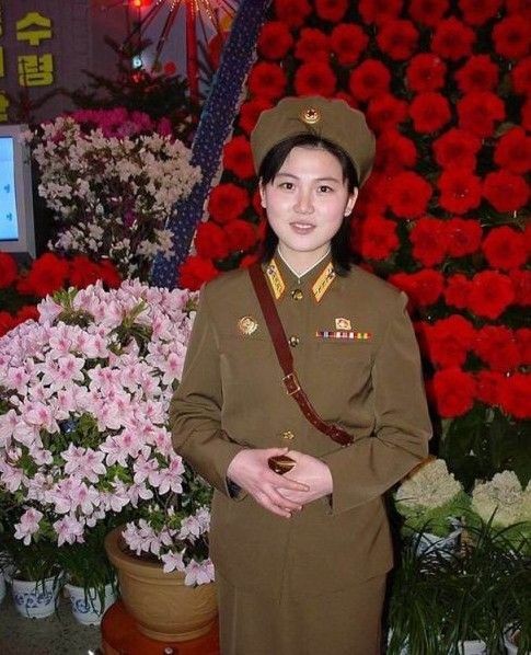 朝鲜生活化美女的真实面貌!(组图)