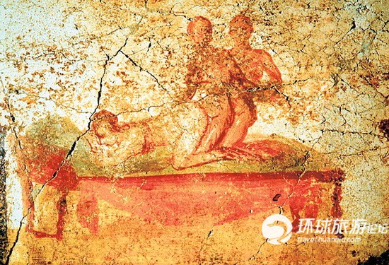 庞贝古物馆的人体"化石" 点击图片进入下一页 庞贝古城的红灯区妓院