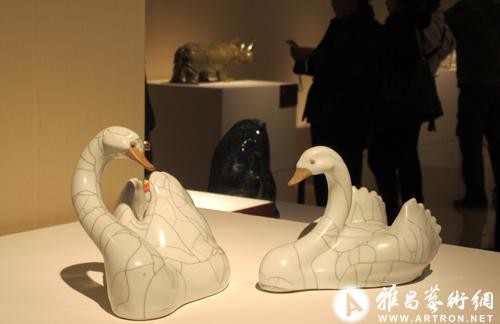 现代陶艺艺术家周国桢回顾展在中国美术馆开幕(组图)