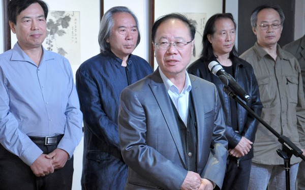 天津美术学院教授庞黎明先生致辞