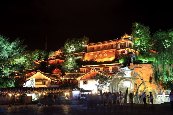 丽江之行大研古城醉人的夜景 (图)