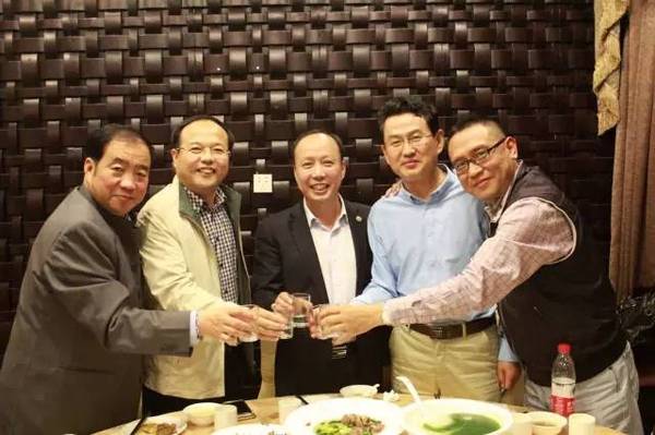 北京理想众诚投资基金管理公司董事长孙威,沧州信誉楼商厦总经理张勇