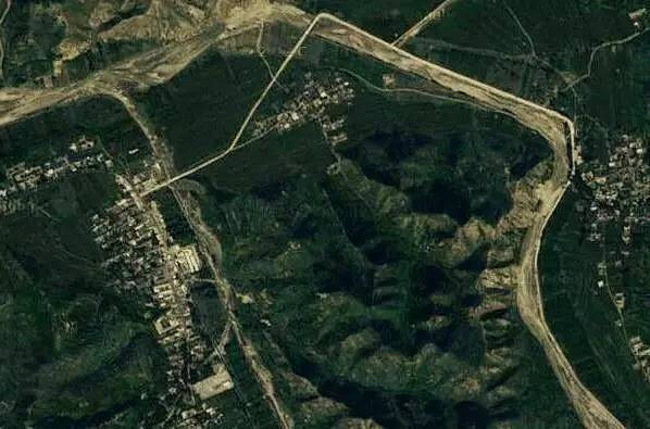 青龙乡镇GDP_凯青龙志图片(2)