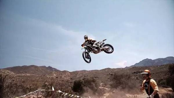 【X-Video】I am a Freewheeler