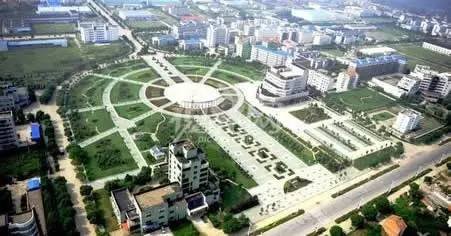 葛店开发区gdp_这个五一,开启时尚买主超爱的国际大牌买买买之旅(2)