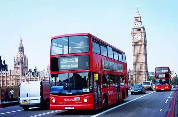 英国gdp预计_英国国旗(2)