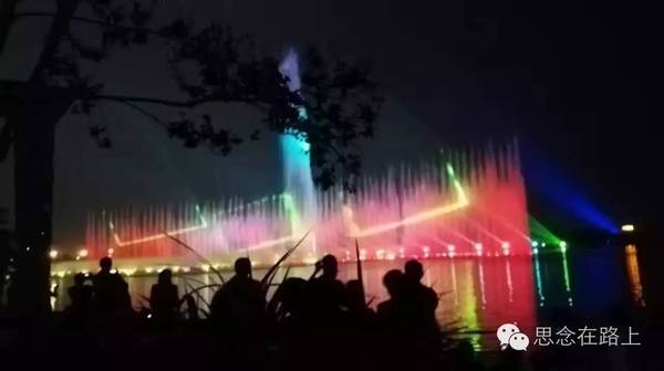 弥勒红河水乡音乐喷泉.