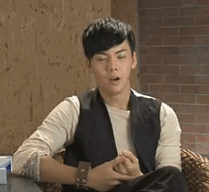 陈伟霆不管看什么都情深款款,知道真相我眼泪掉下