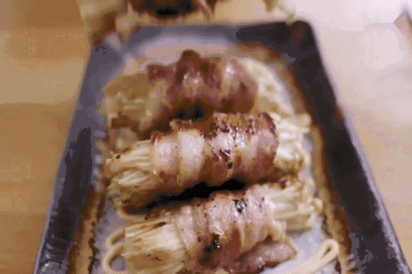 芦笋培根卷