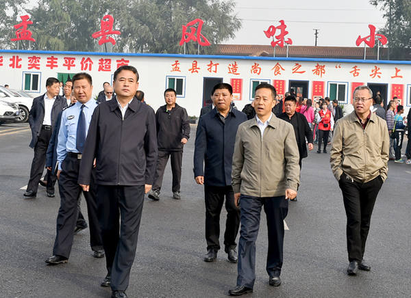 阳泉市有多少人口_阳泉城区太上小区老年人家门口 上大学 乐在其中(2)