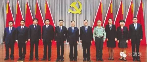 贾书君,胡小平,杨青玖 濮 阳 李刚 市委常委:何雄,宋殿宇,李刚,王建双