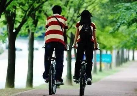 什么才叫大学生 a4p8wx6566208235855.jpeg