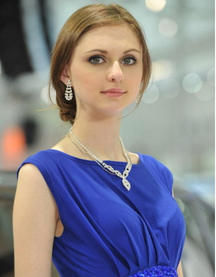 面容秀美,穿着精致,气质优雅的乌克兰美女随处可见,成为首都基辅街头