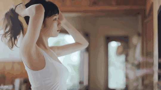 这就是女生遇到暴露狂的反应,太逗了