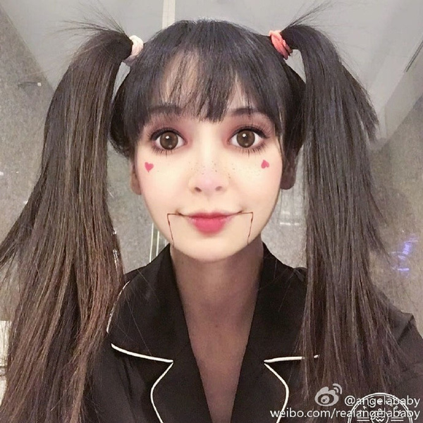 baby万圣节妆容出炉 网友:好可爱的妈妈