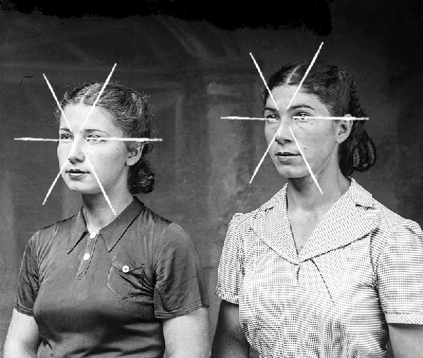 艺术家和电影制片人 billdomonkos擅长在老照片,老电影上进行二次创作