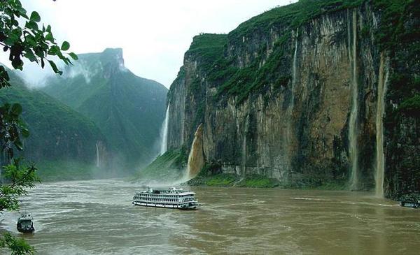 消失的老三峡--那些被淹没的风景名胜