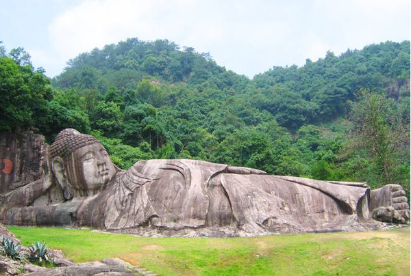 榕江旅游景点月亮山，榕江月亮山景区距县城距离
