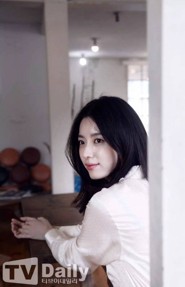 壁纸|韩孝周高清手机壁纸