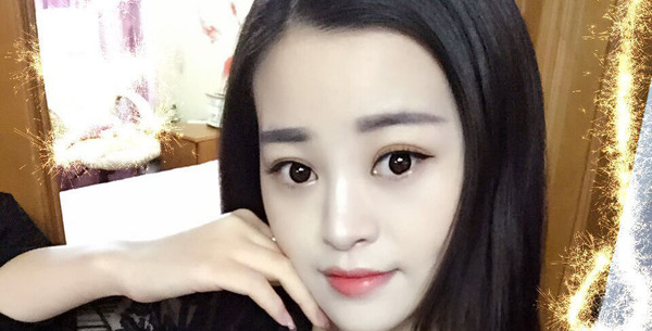 采茶女甜美翻唱杨钰莹《茶山情歌》~超好听