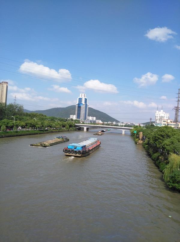 原创:繁忙的京杭大运河无锡段