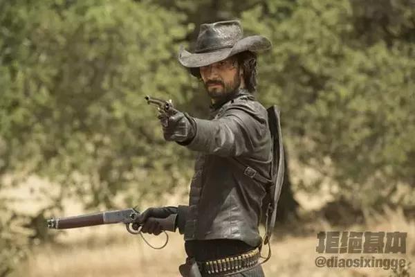 温彻斯特1873型步枪采用杠杆式枪机操作,和普通手动的"拉大栓"步枪