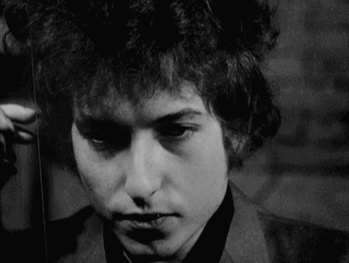 三天后,纽约时报出现了关于 bob dylan 的文章.
