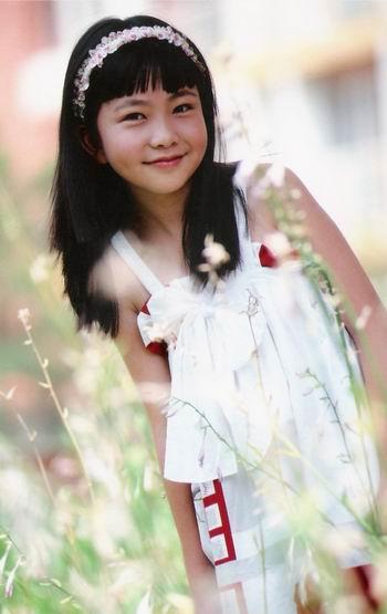 今天要说的是段丽阳,演员,主持,1993年出生于河北邯郸,3岁开始学习