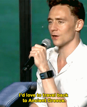 依然奉上费用(2016/17年): 注册费:340 入学费:1,900 学费:12,354