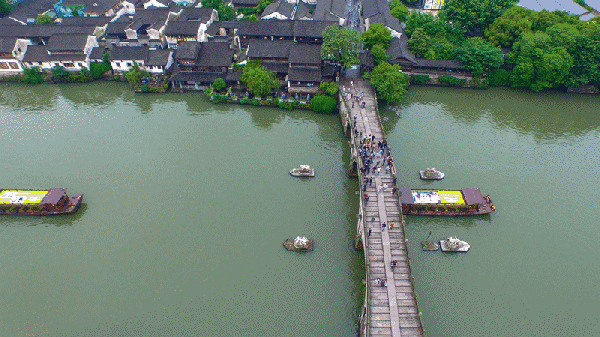 民宿西湖景区里,终于