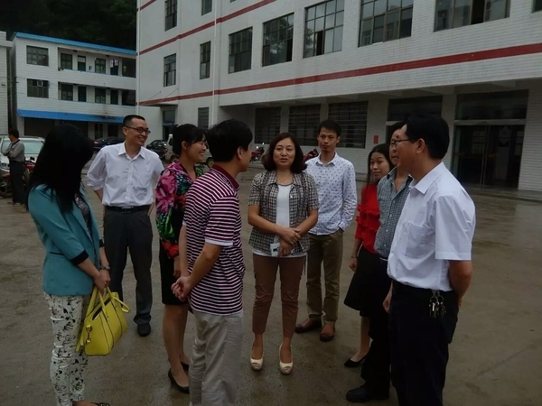 省妇联领导莅临祁东职业中专调研