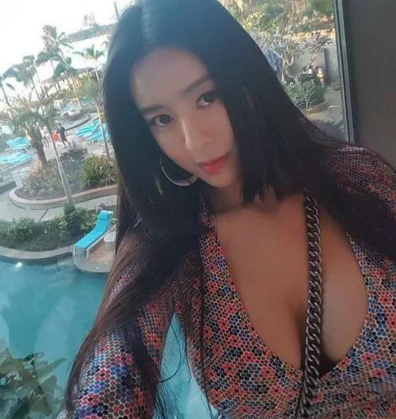 韩国健美女神颜值逆天身材傲人