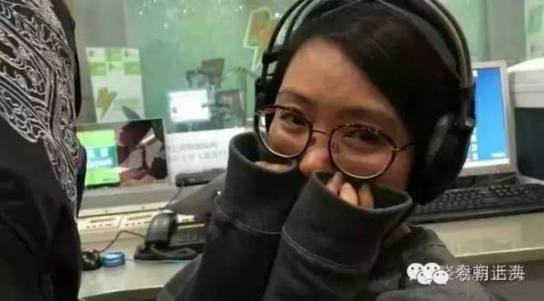 今天动感101音乐早餐,主播是哭着主持下去的.