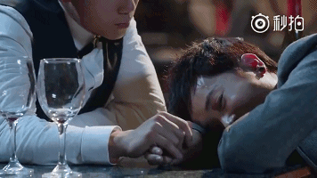 请吻住|郑恺和蒋雯丽激吻,这些辣眼睛的吻戏简直看不下去!