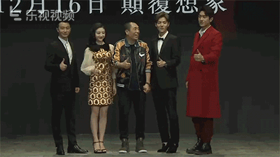 一个动作,别人做叫心机,wuli鹿晗就是可爱!